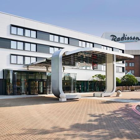 Radisson Hotel And Conference Centre London Heathrow Hillingdon Esterno foto