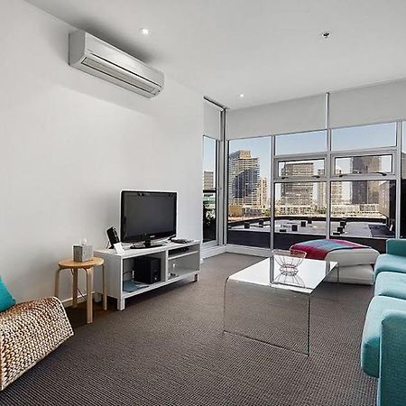 Melbourne Holiday Apartments Mccrae Street Esterno foto