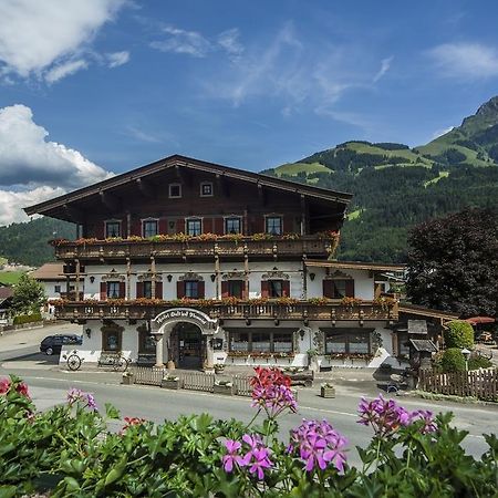 Kaiserhotel Neuwirt Oberndorf in Tirol Esterno foto