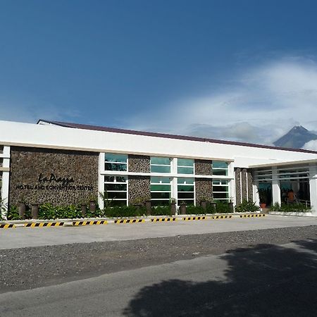 La Piazza Hotel & Convention Center Legazpi Esterno foto