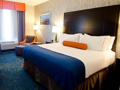 Holiday Inn Express Hotel & Suites Knoxville, An Ihg Hotel Esterno foto