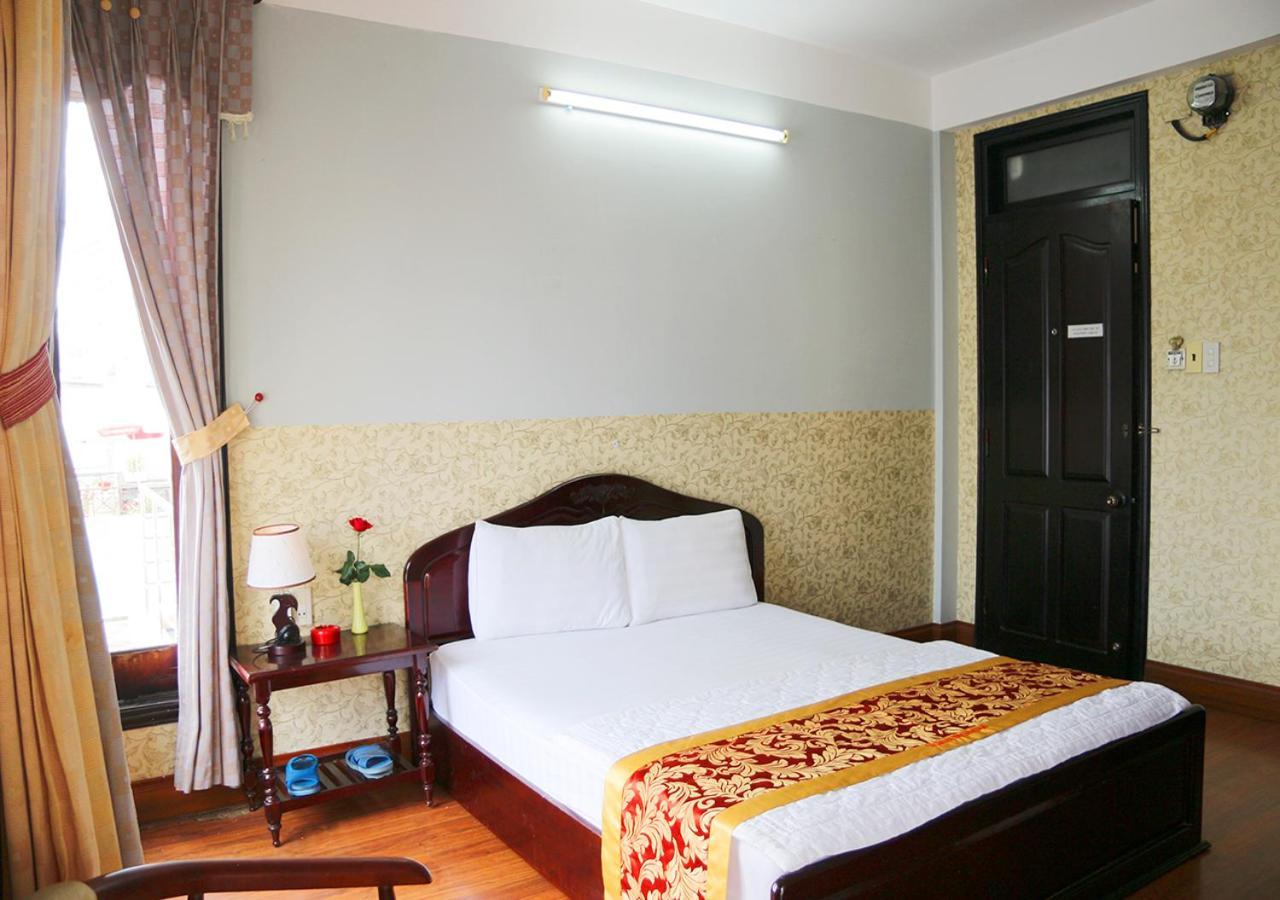 Queen 4 Hotel Nha Trang - Khu B Esterno foto