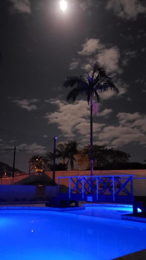 Hotel Clube Azul Do Mar Itanhaém Esterno foto