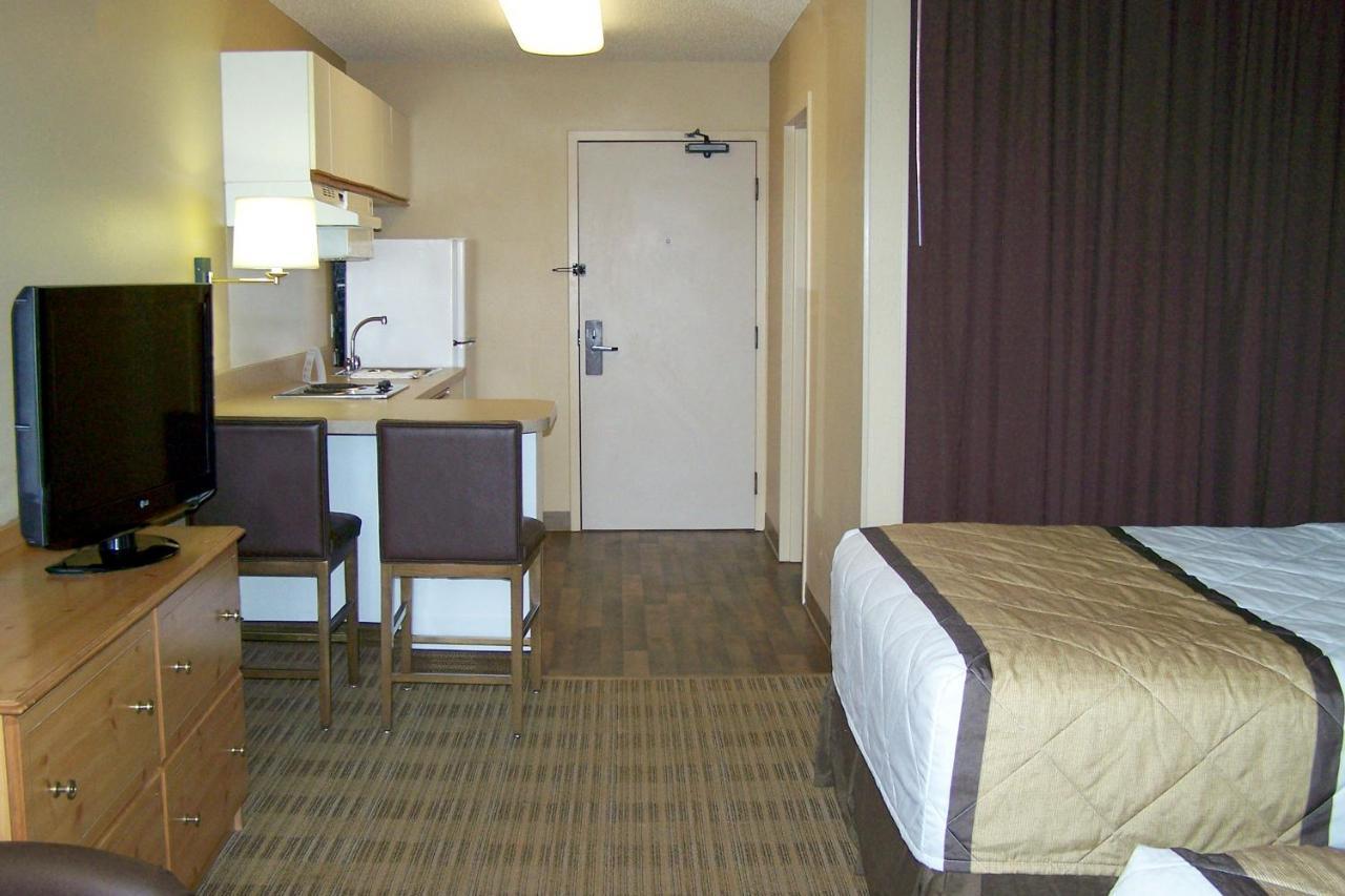 Extended Stay America Select Suites - Chicago - Westmont - Oak Brook Esterno foto