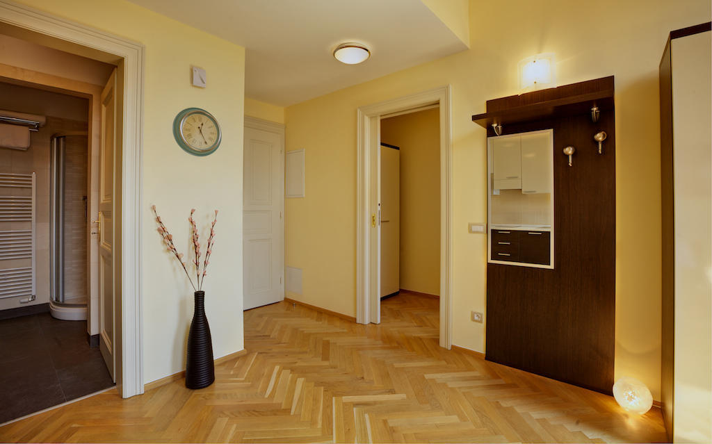 Apartment Halkova Praga Esterno foto
