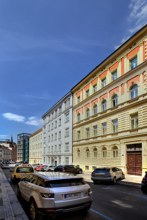 Apartment Halkova Praga Esterno foto
