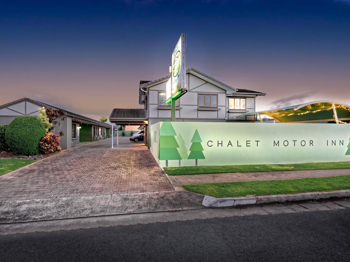 Chalet Motor Inn Bundaberg Esterno foto