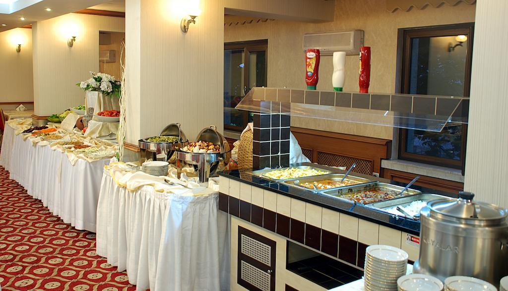 Royal Carine Hotel Ankara Esterno foto