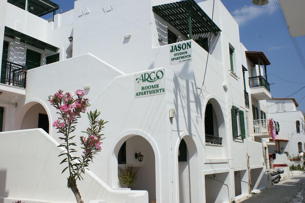 Jason Studios & Apartments Naxos City Esterno foto