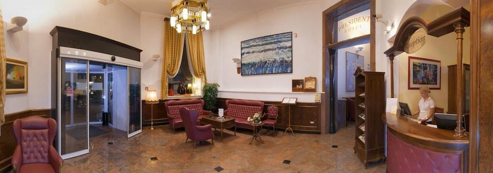 Hotel President Spalato Esterno foto