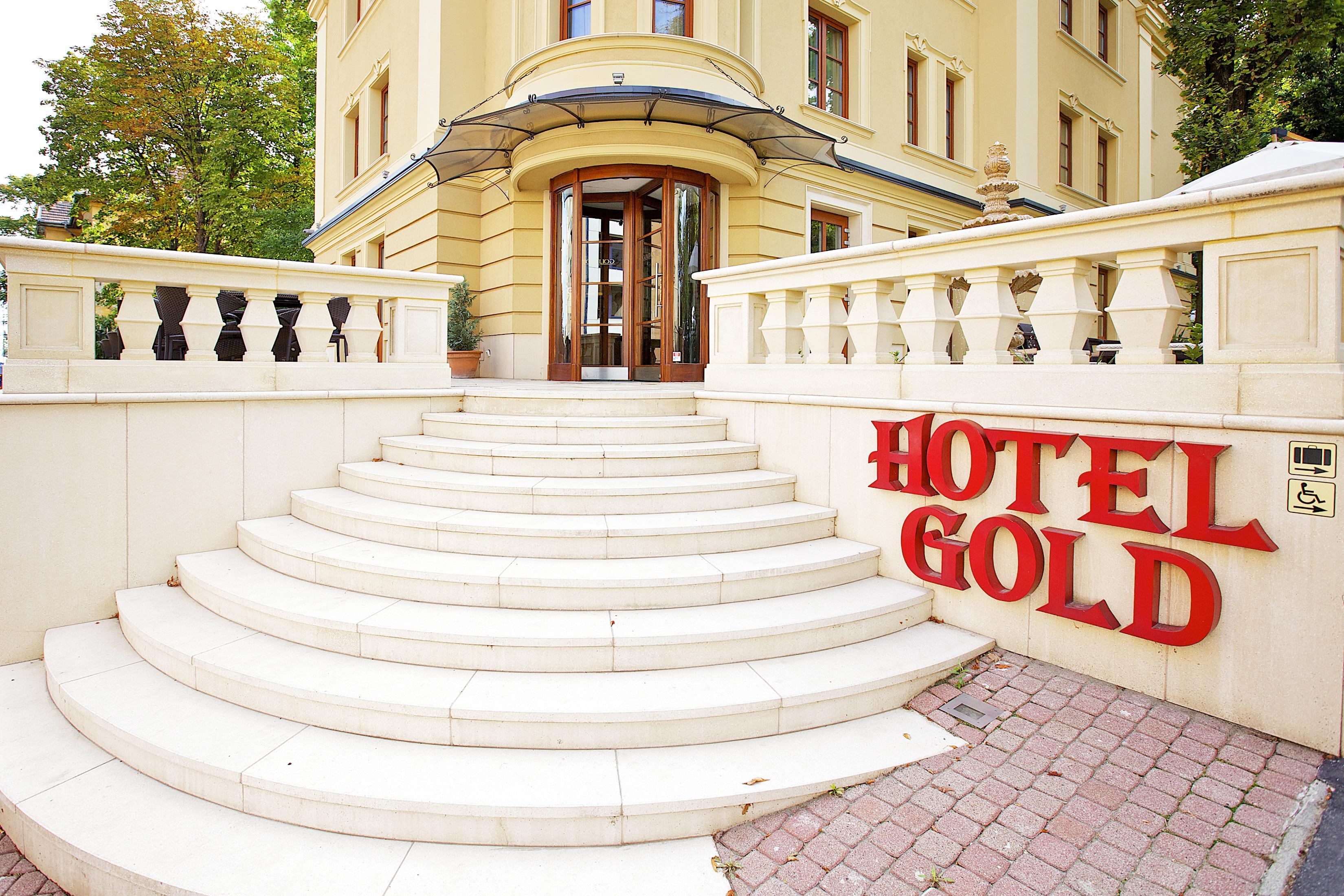 Gold Hotel Budapest Esterno foto
