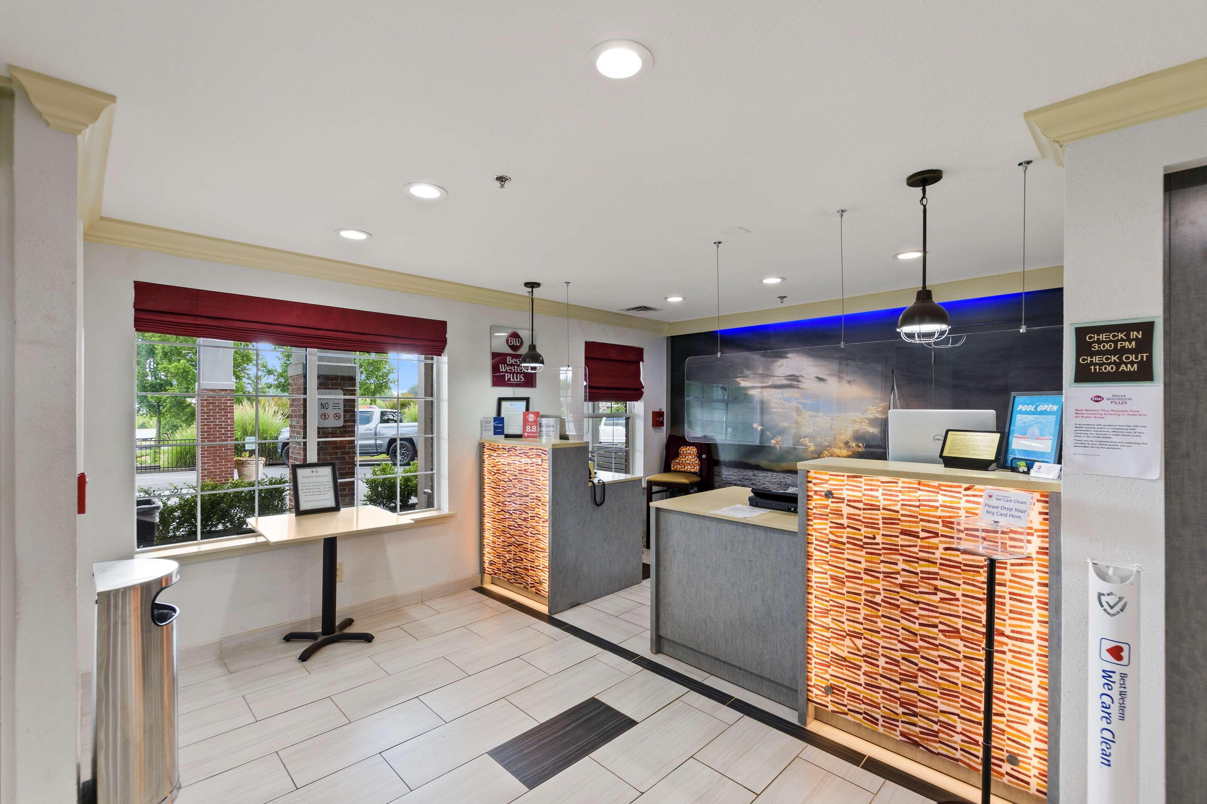 Best Western Plus Lake Lanier Gainesville Hotel & Suites Oakwood Esterno foto