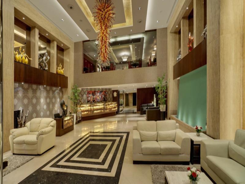 Ramada Ahmedabad Hotel Esterno foto