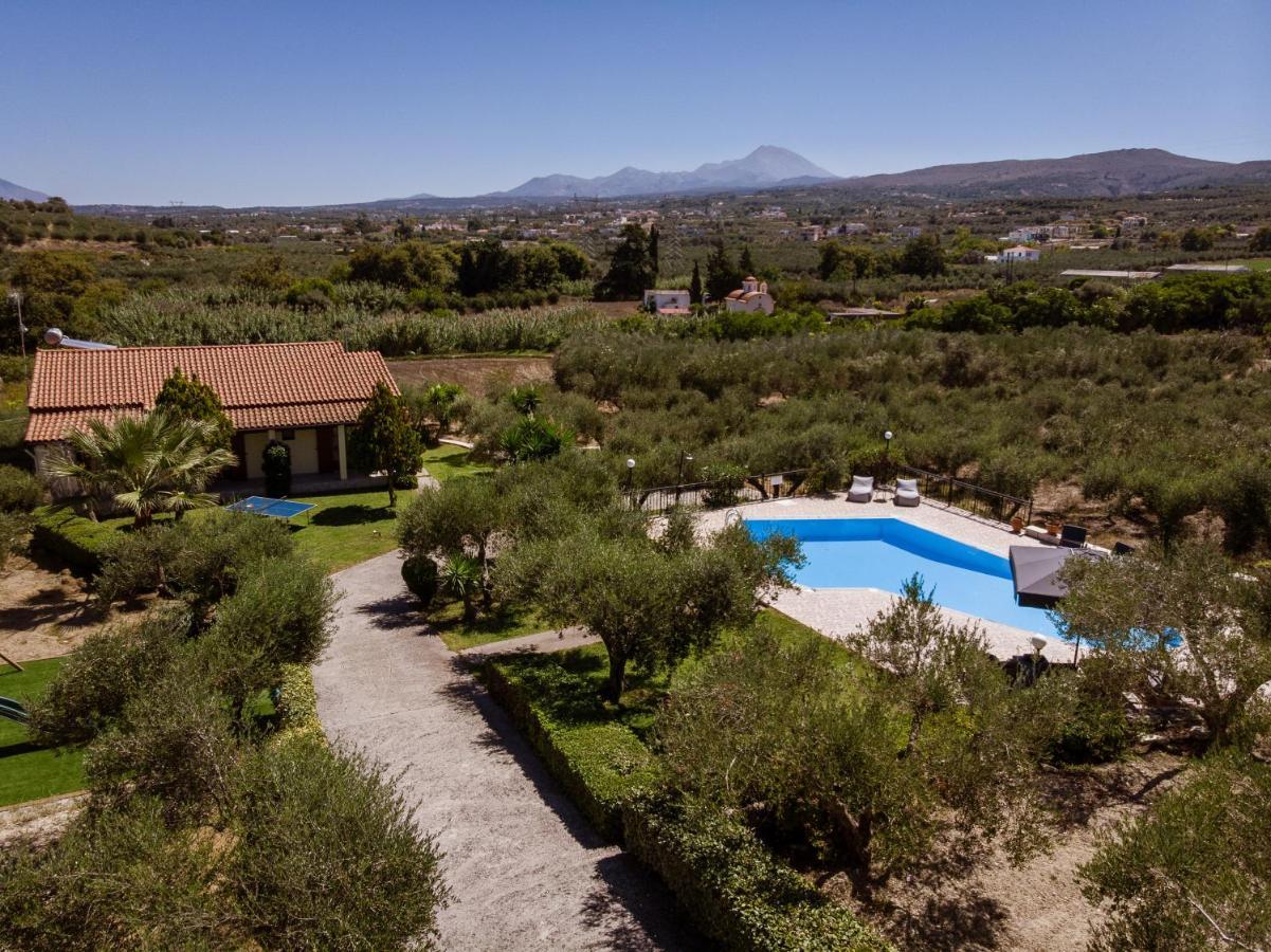 Villas Lefkothea With Large Pool, Playground Area, & Magnificent Views! Adelianos Kampos Esterno foto