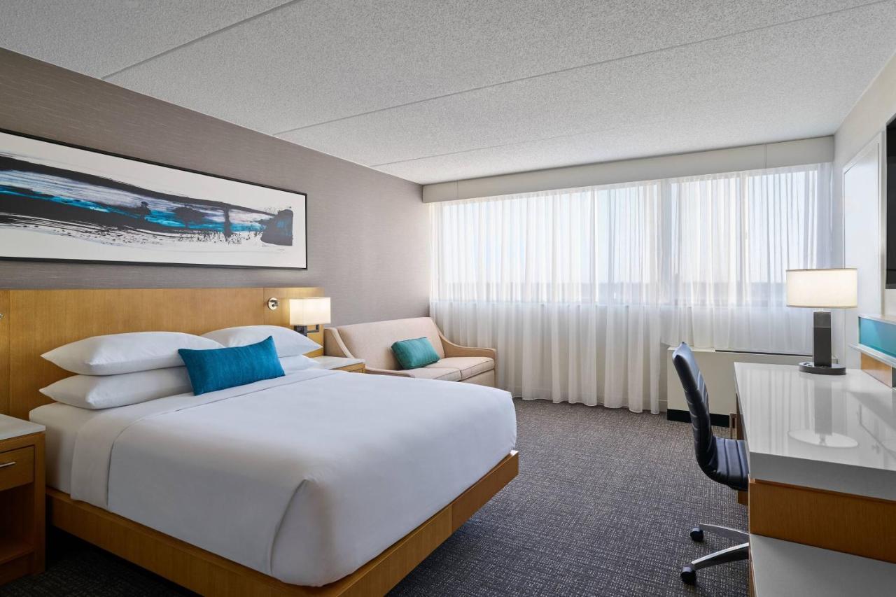 Delta Hotels By Marriott Muskegon Convention Center Esterno foto