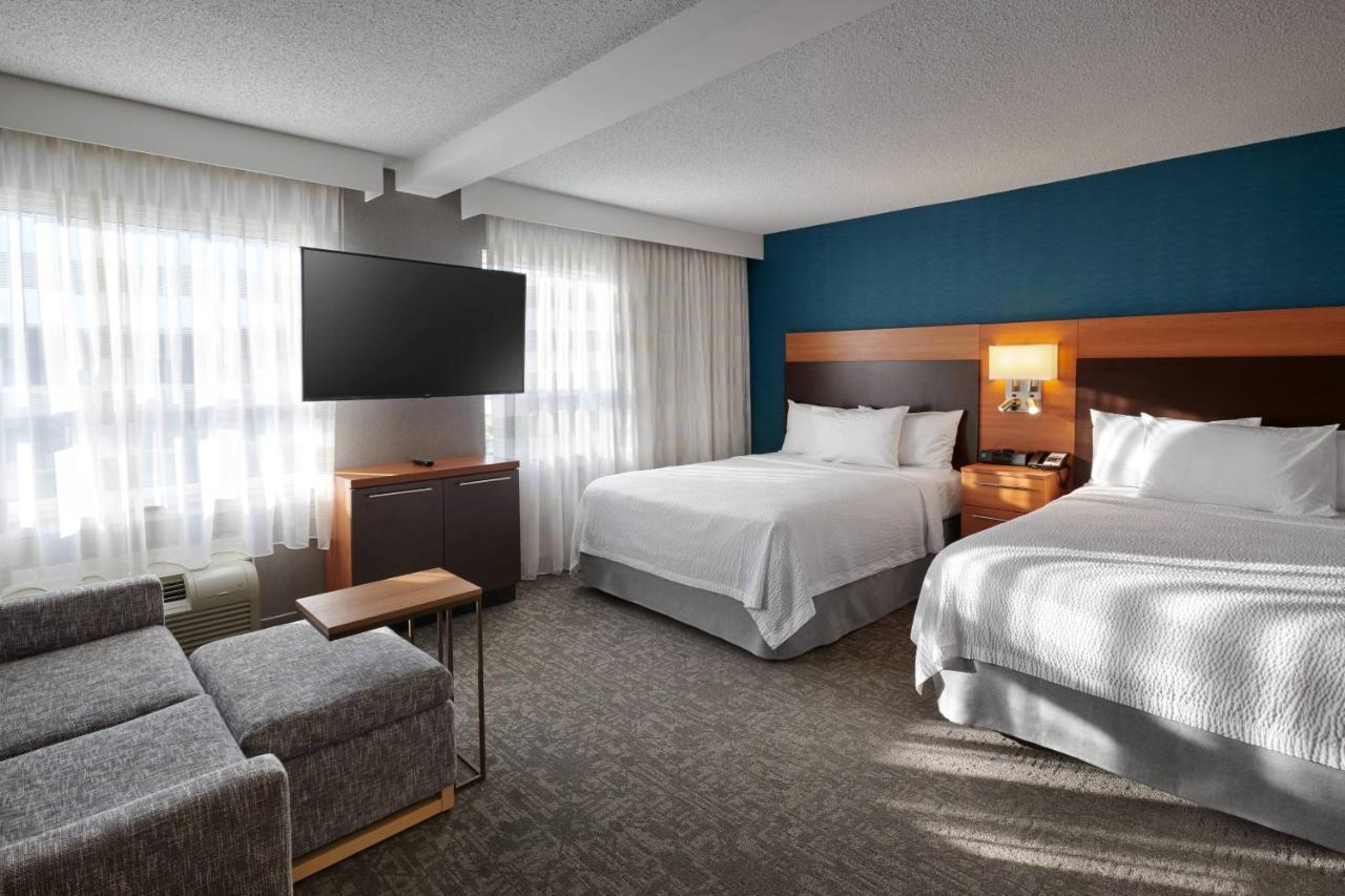 Towneplace Suites By Marriott Mississauga-Airport Corporate Centre Esterno foto