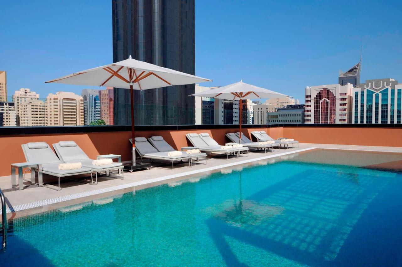Courtyard By Marriott World Trade Center, Abu Dhabi Hotel Esterno foto
