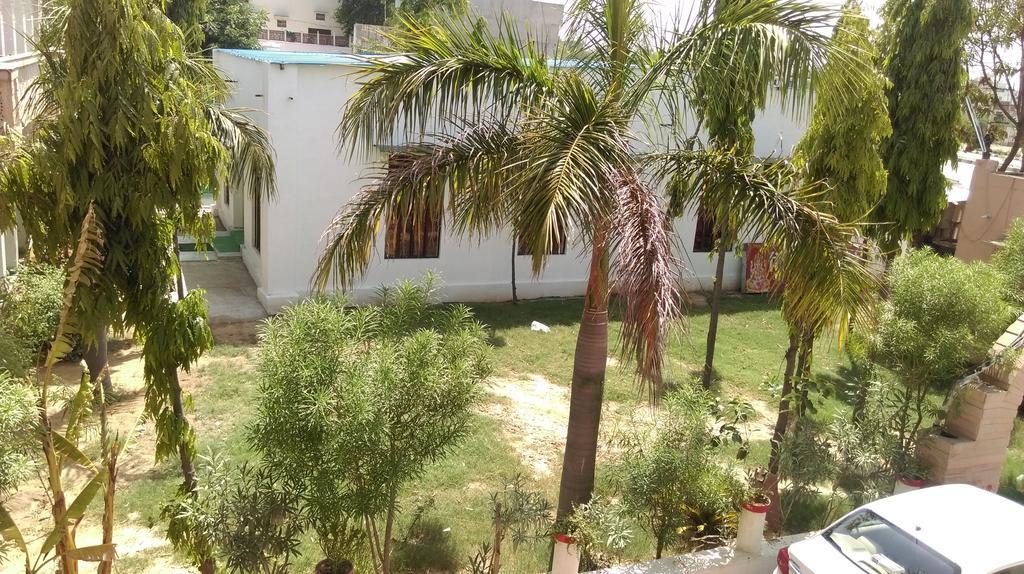 Hotel Pratap Palace Agra  Esterno foto