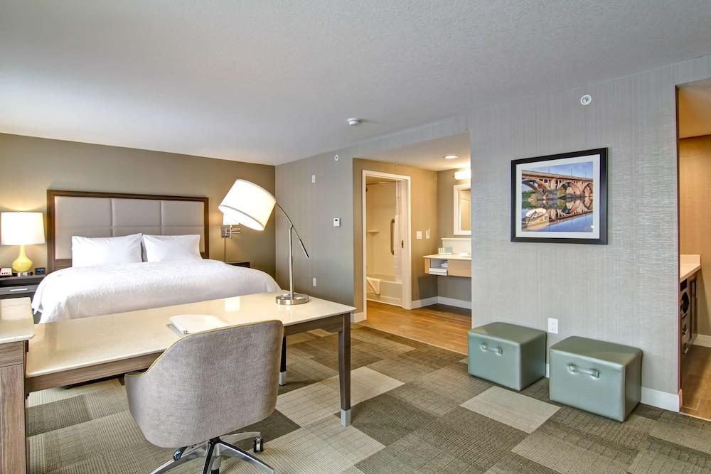 Hampton Inn & Suites By Hilton Saskatoon Airport Esterno foto