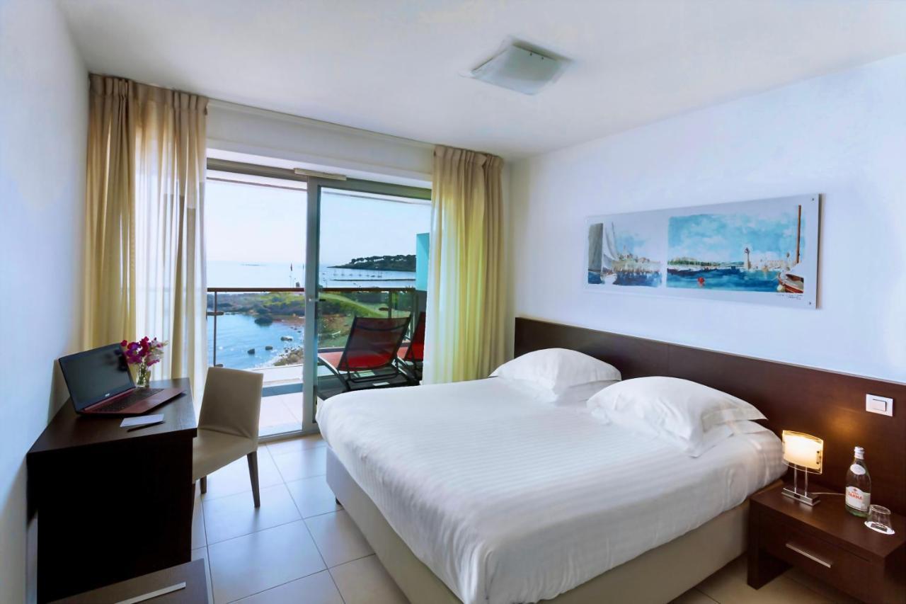 Royal Antibes - Luxury Hotel, Résidence, Beach&Spa Esterno foto