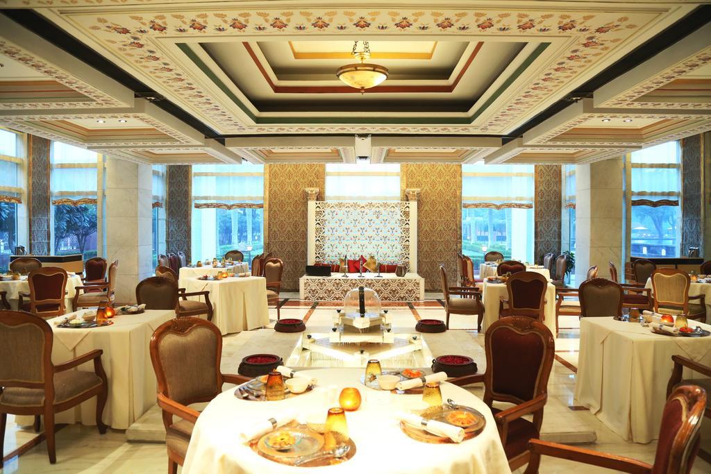 Jaypee Palace Hotel Agra  Esterno foto