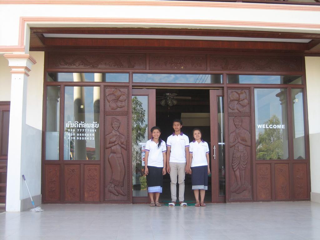 Rattanasing Hotel Muang Không Esterno foto