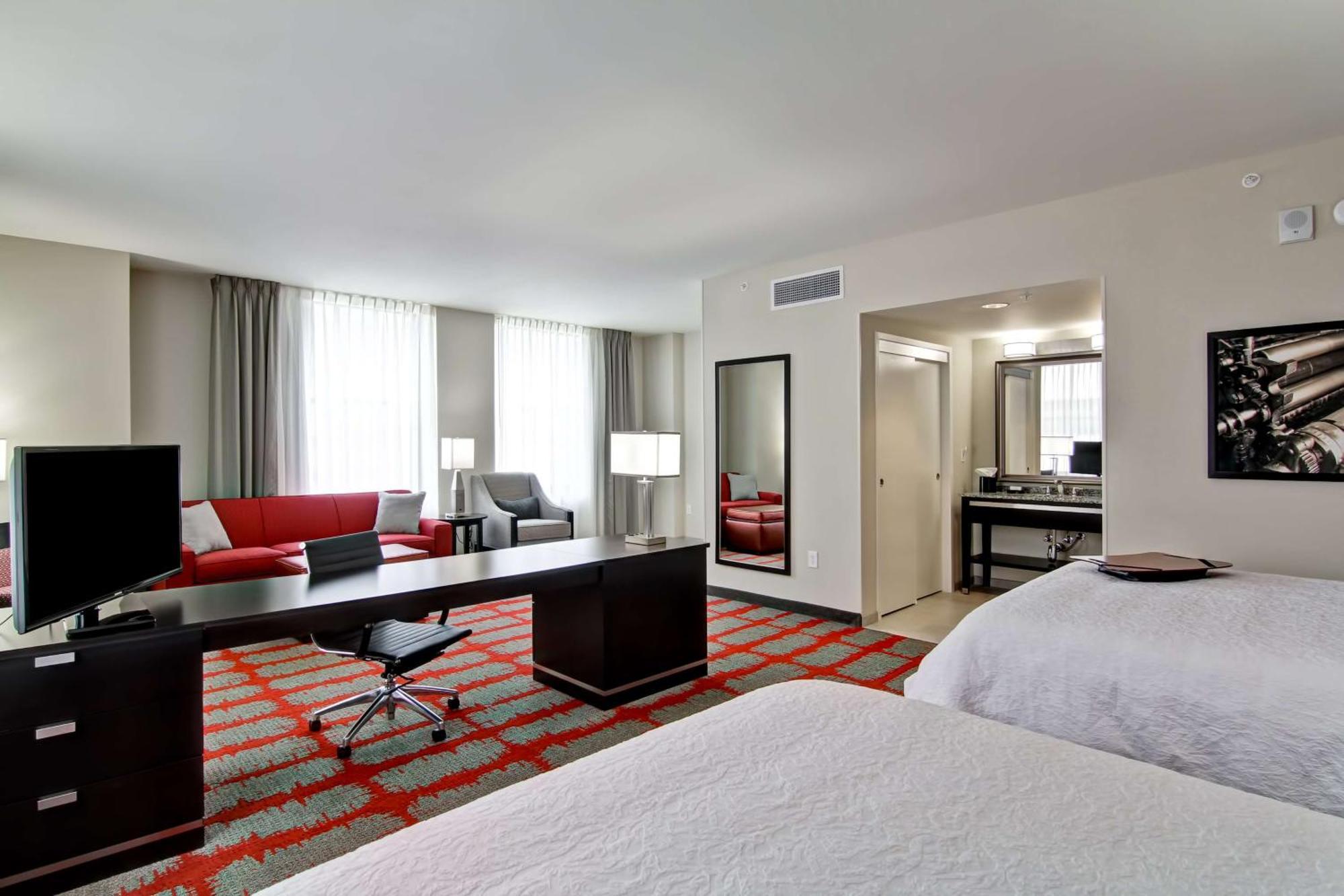 Hampton Inn And Suites Cincinnati - Downtown Esterno foto