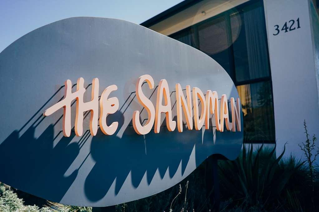 Sandman Hotel Santa Rosa Esterno foto