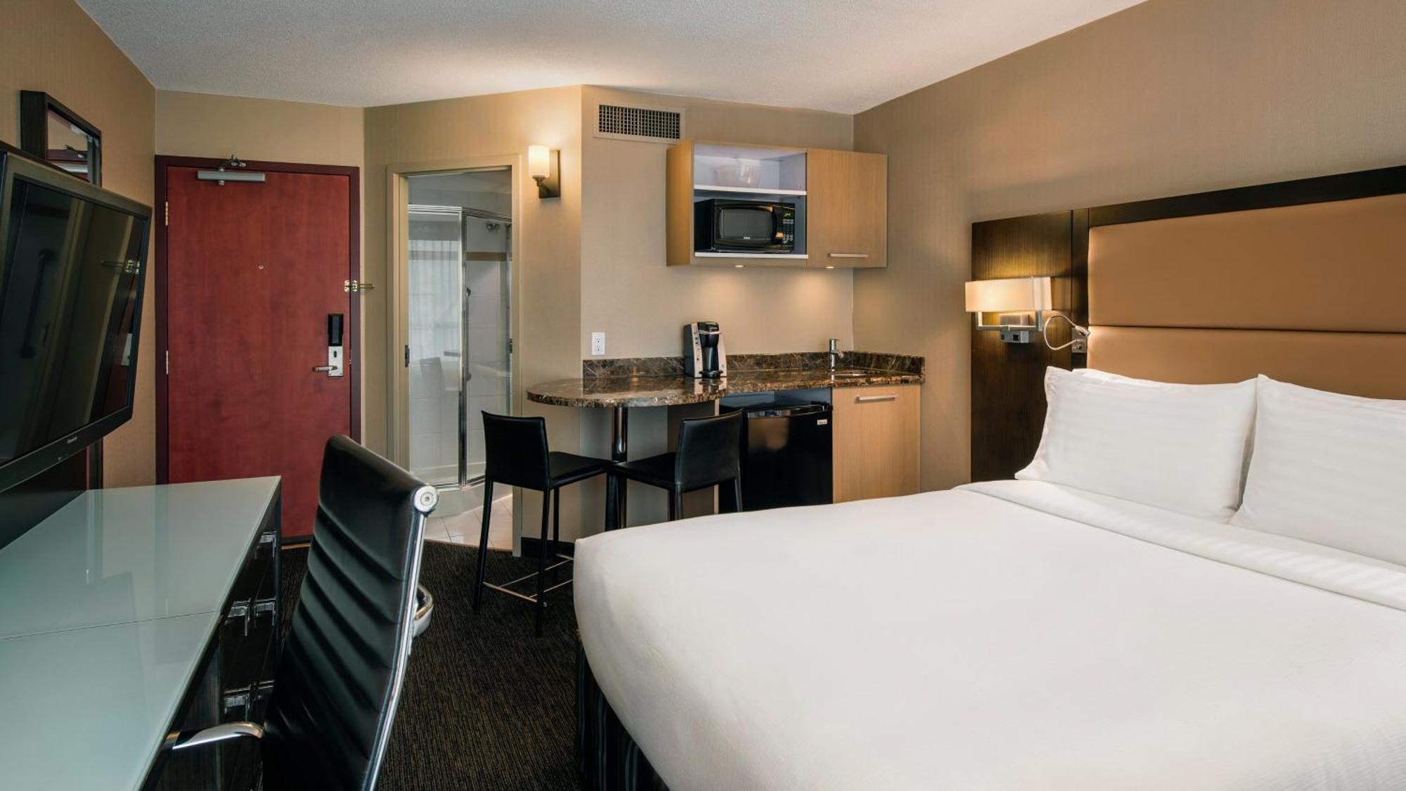Holiday Inn Vancouver Downtown & Suites, An Ihg Hotel Esterno foto