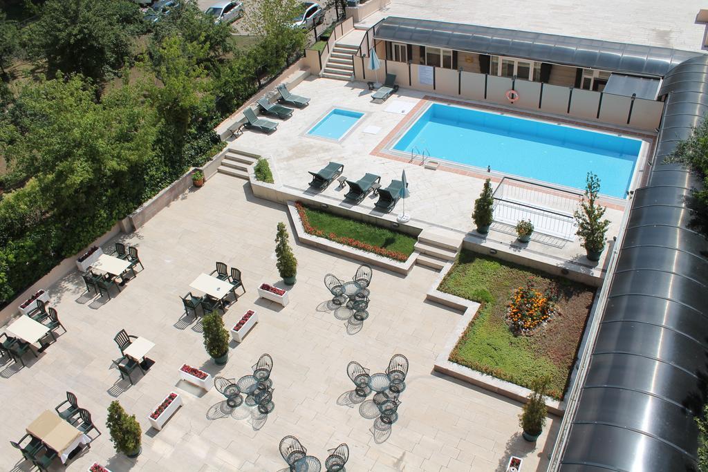King Hotel Guvenlik Ankara Esterno foto