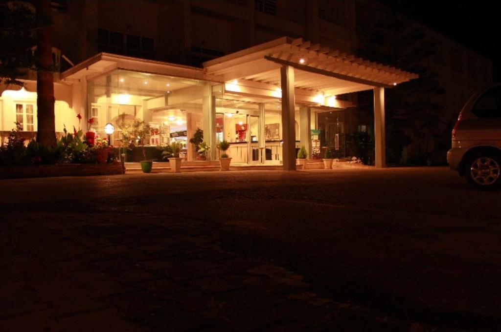 La Hotel & Resort Kyrenia  Esterno foto