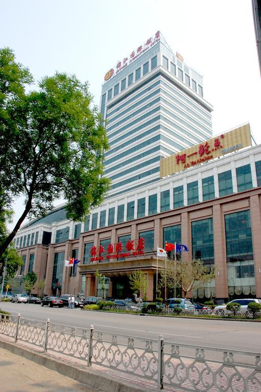 Jinjiang International Hotel Tangshan Esterno foto
