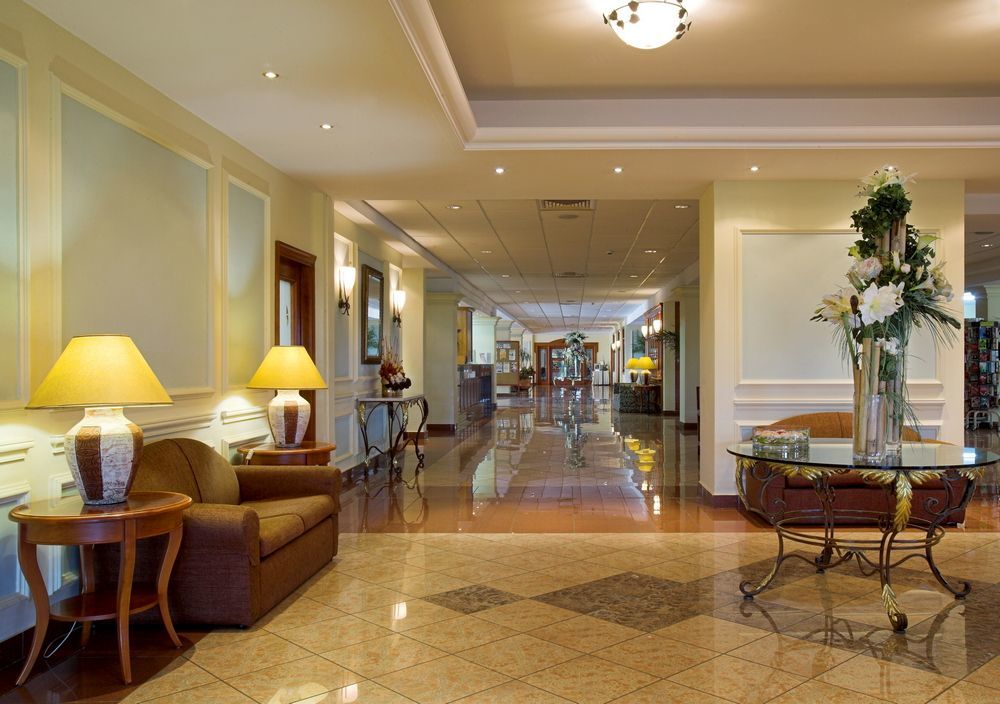 Aloe Hotel Paphos Esterno foto