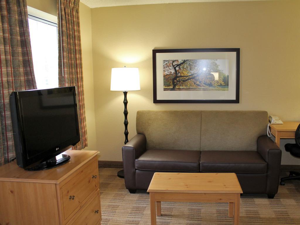 Extended Stay America Select Suites - Chicago - Westmont - Oak Brook Esterno foto
