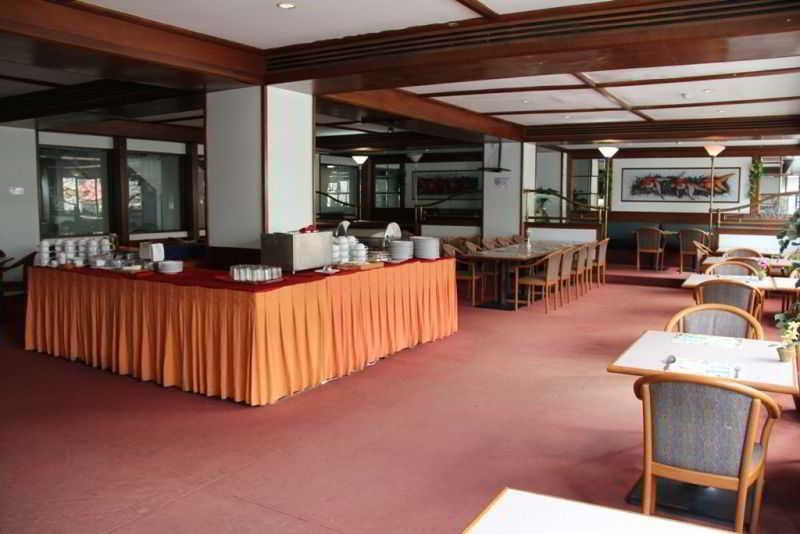 Riverview Hotel Bandar Seri Begawan Esterno foto
