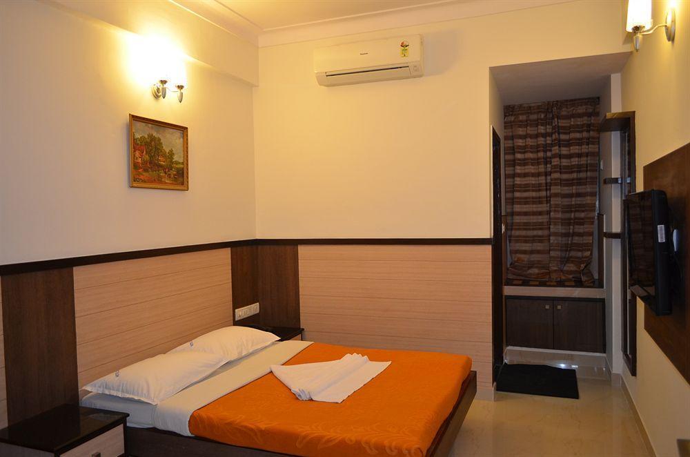 Hotel Comfort Bangalore Esterno foto