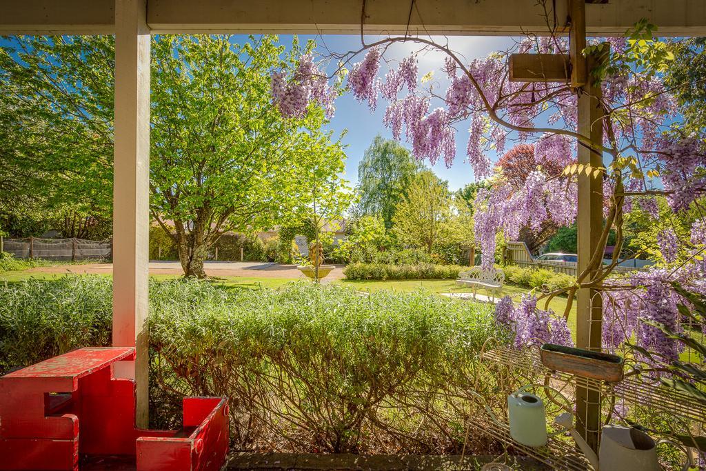 The Heart Of Emerald Bed And Breakfast Mount Dandenong Esterno foto