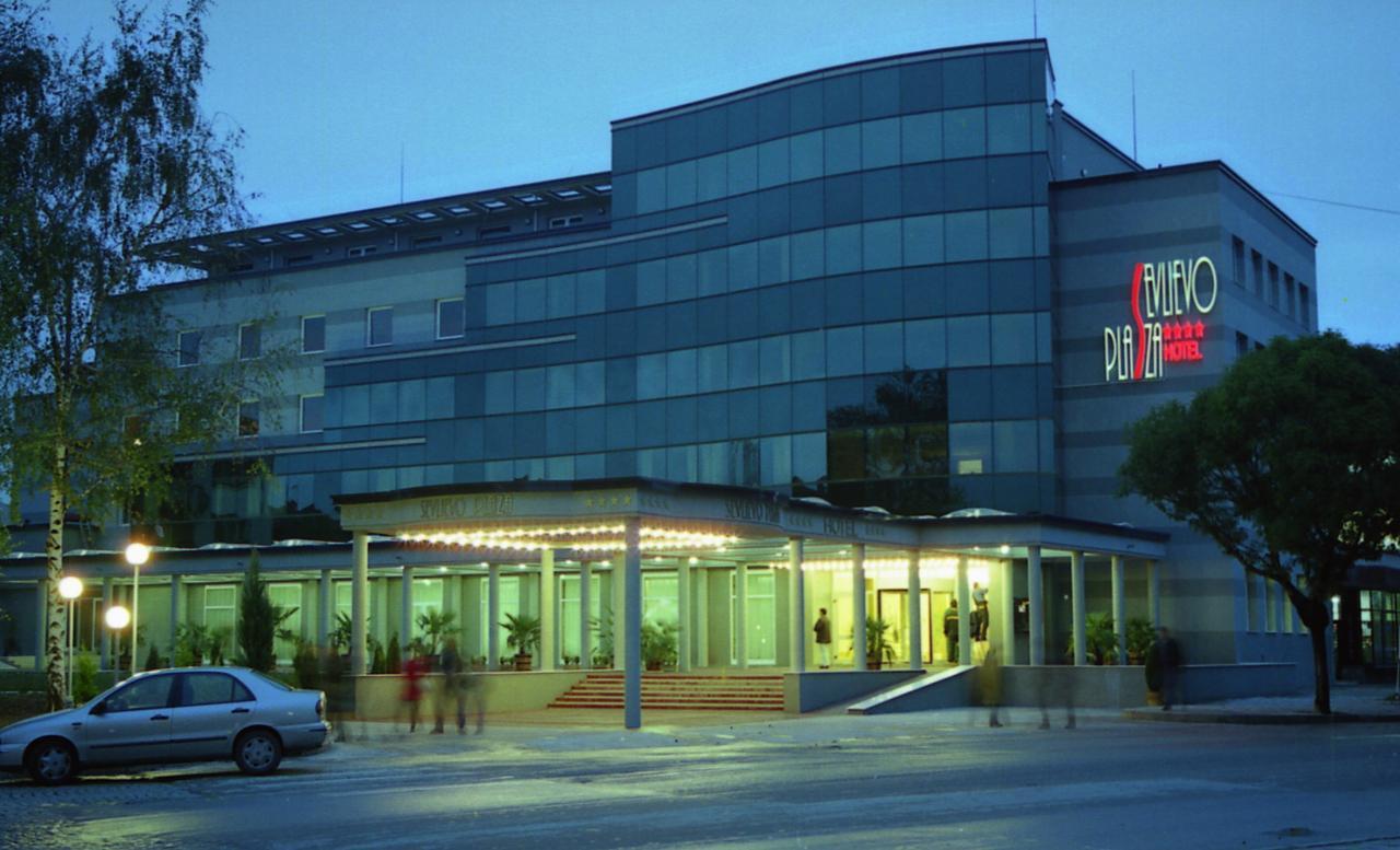 Hotel Sevlievo Plaza Esterno foto