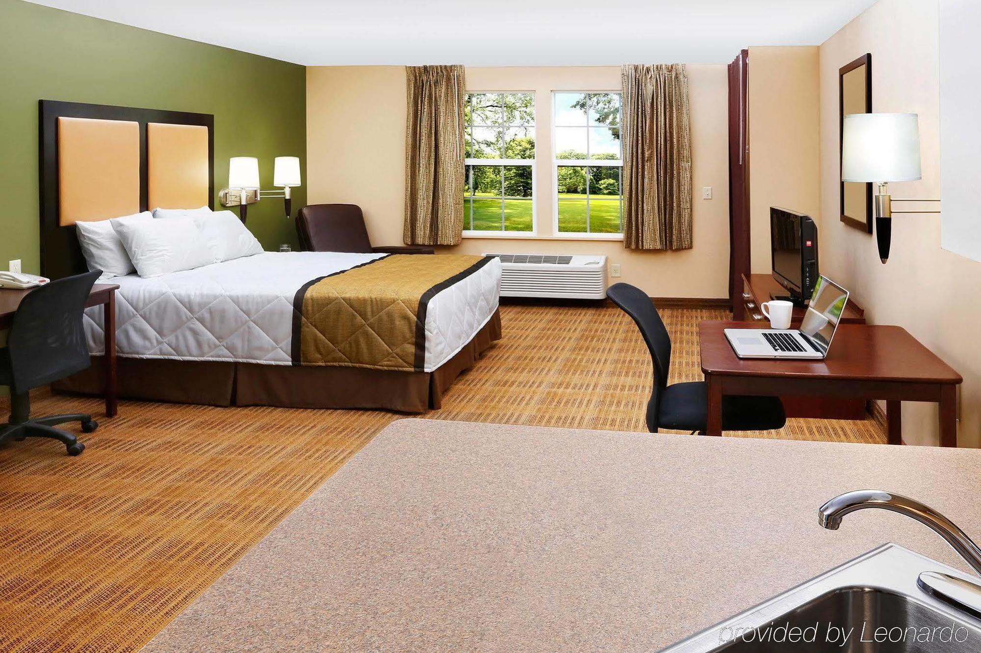 Extended Stay America Suites - Long Island - Melville Esterno foto