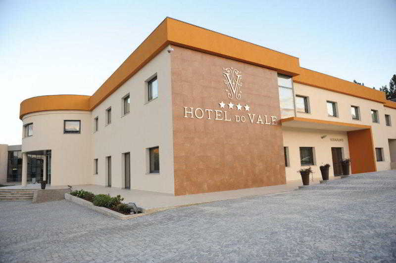 Hotel Do Vale Aguiar da Beira Esterno foto