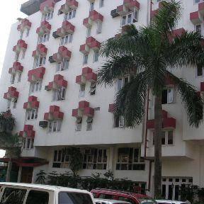 Hotel Ambarish Guwahati Esterno foto