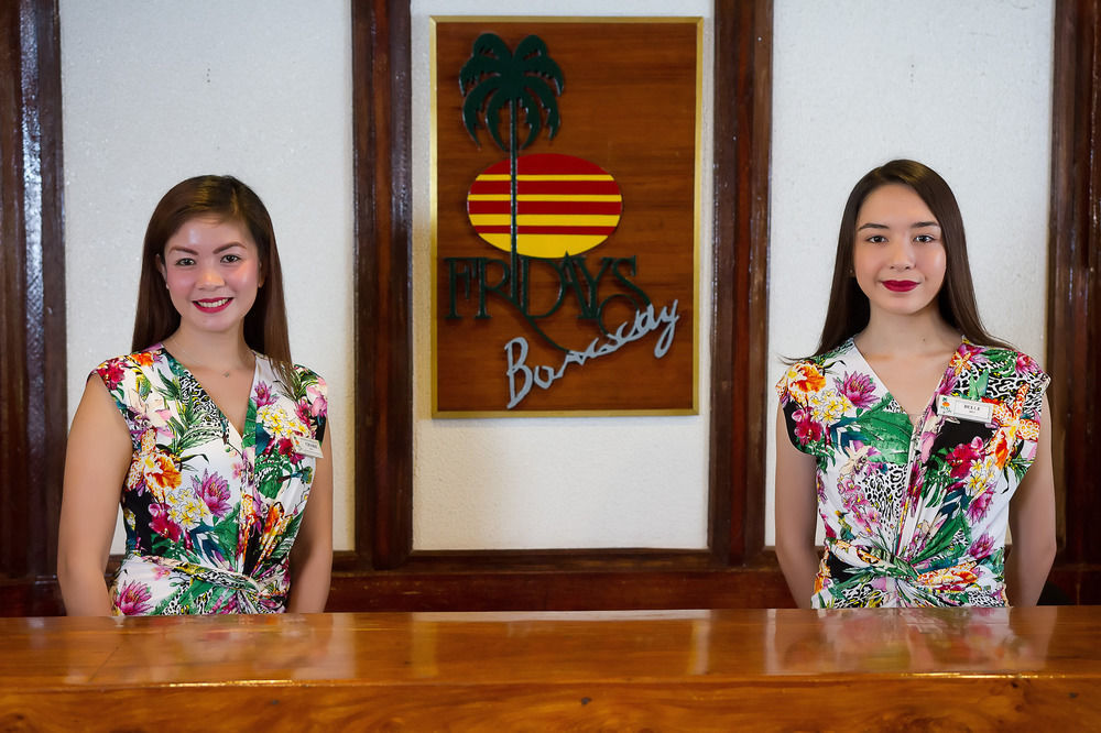 Fridays Boracay Beach Resort Balabag  Esterno foto