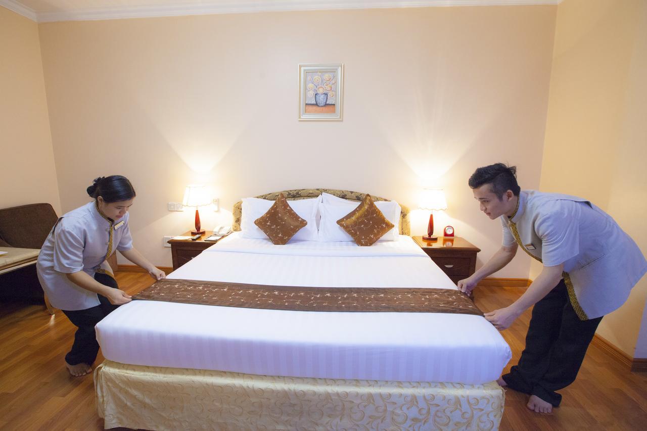 Grand Palace Hotel Yangon Esterno foto