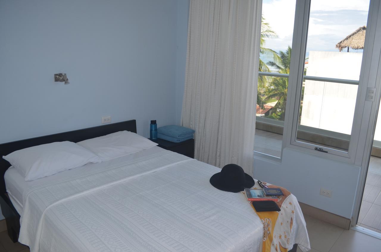 Room2Board Hostel And Surf School Jacó Esterno foto