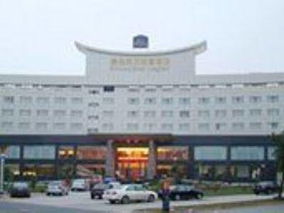 Fortune Hotel Longyan Esterno foto