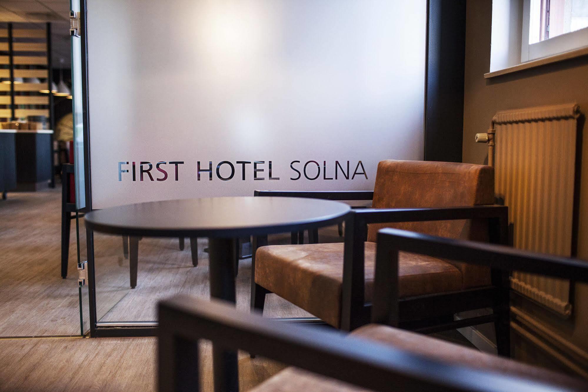 First Hotel Solna Esterno foto