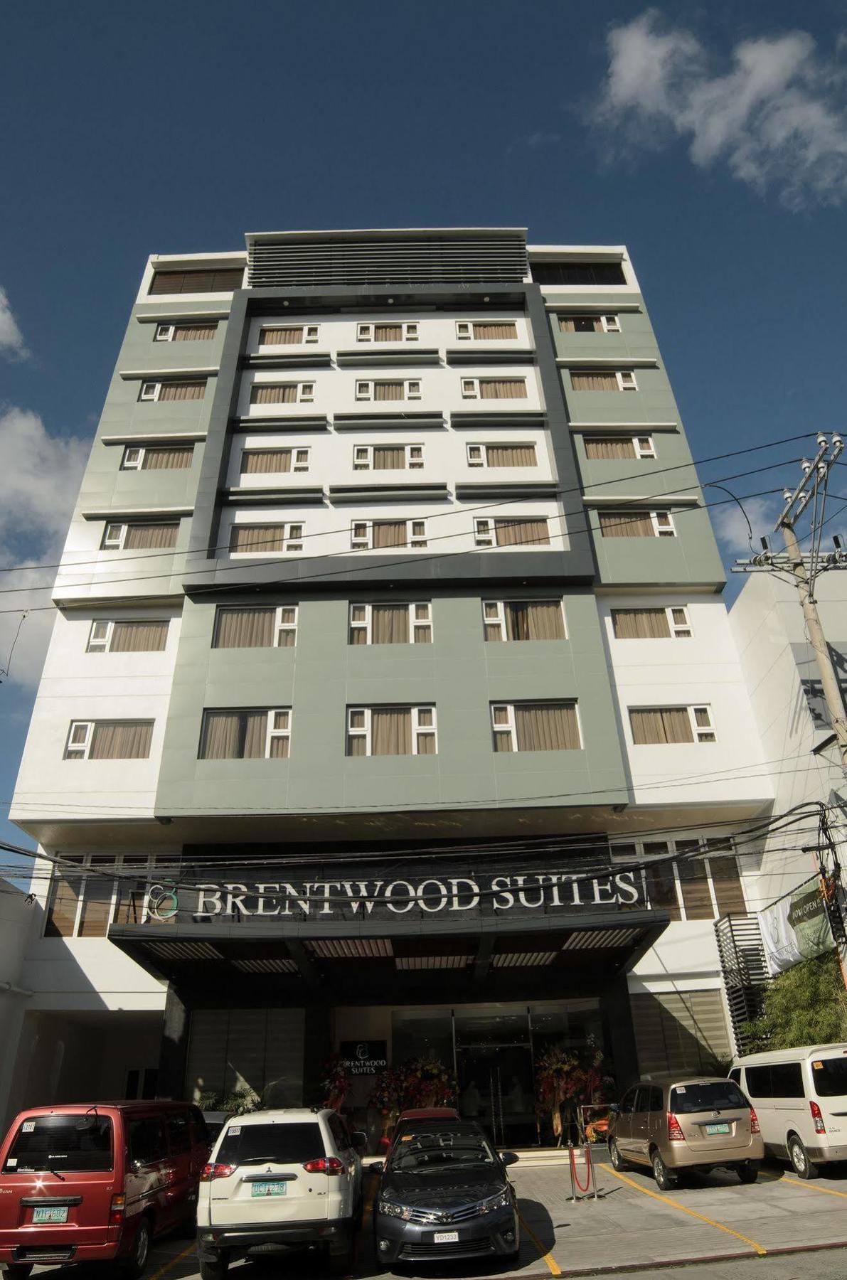 Brentwood Suites Manila Esterno foto