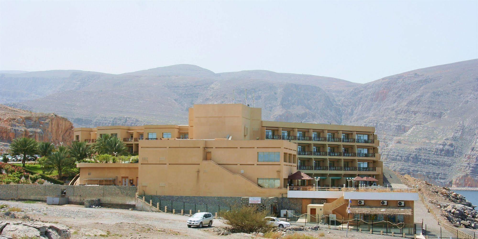 Atana Khasab Hotel Esterno foto