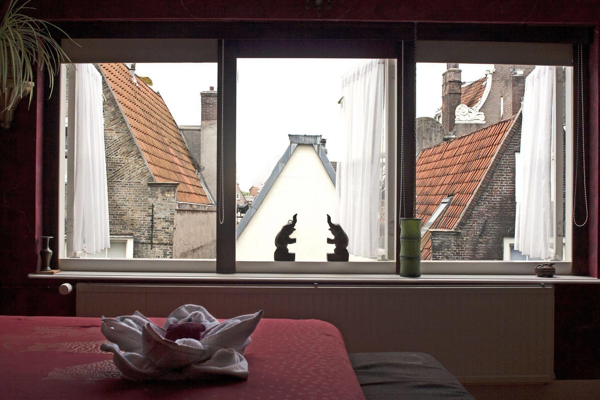 Barrio Amsterdam Bed and Breakfast Esterno foto