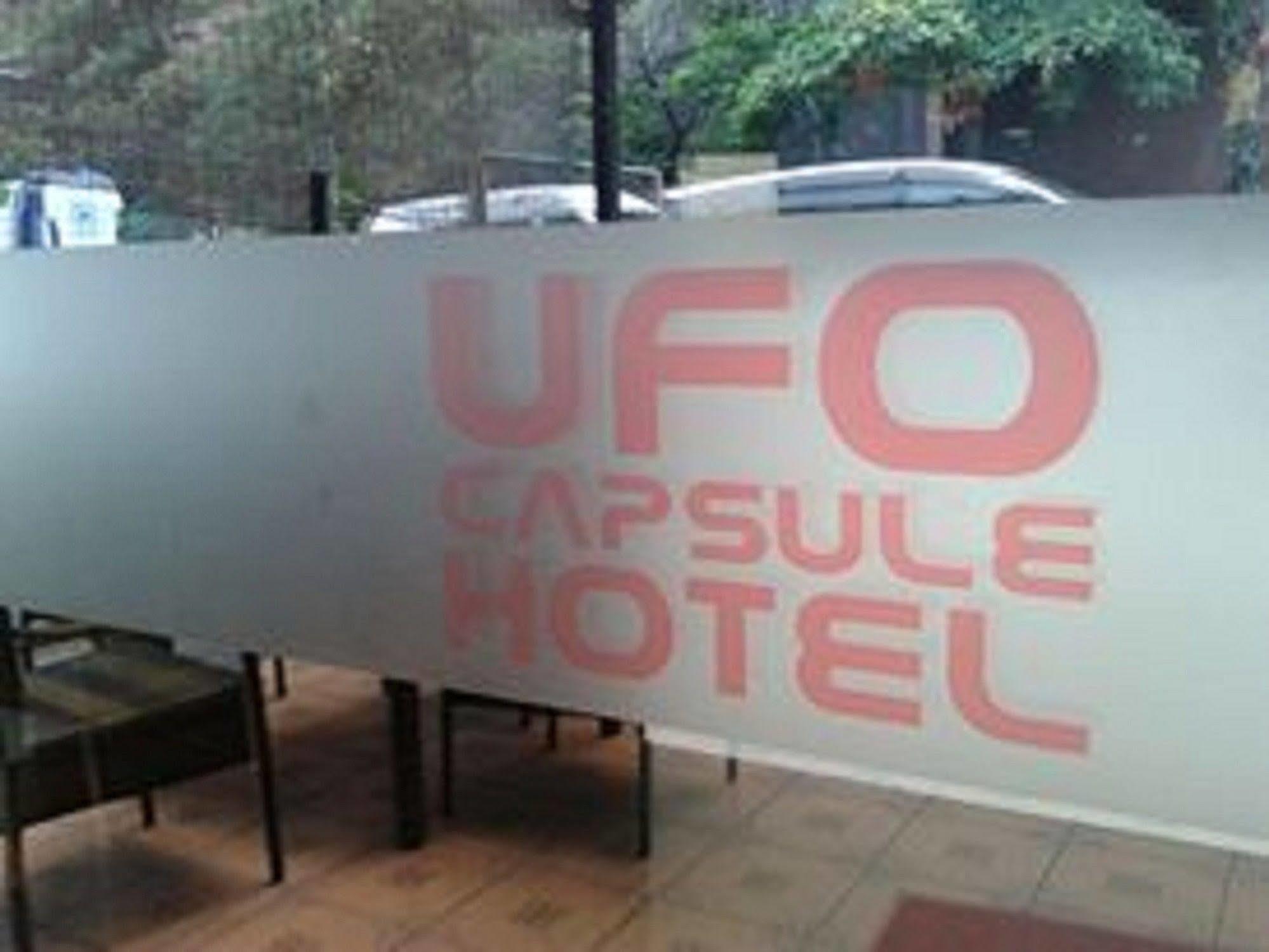Ufo Capsule Hotel Kuala Lumpur Esterno foto